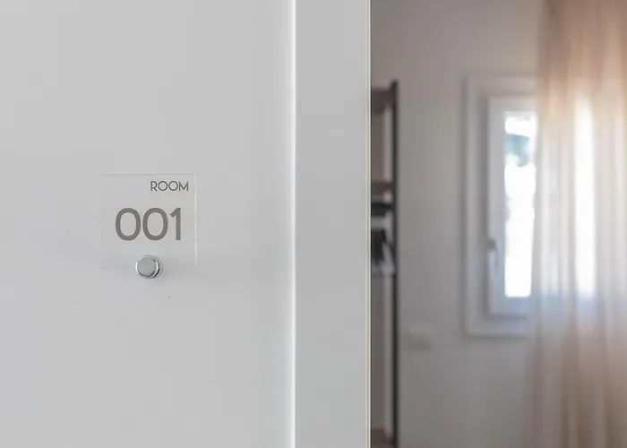 Horizon Rooms&home 3*