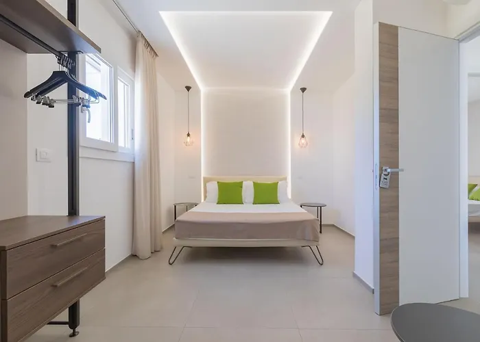 Horizon Rooms&home Pensión 3*