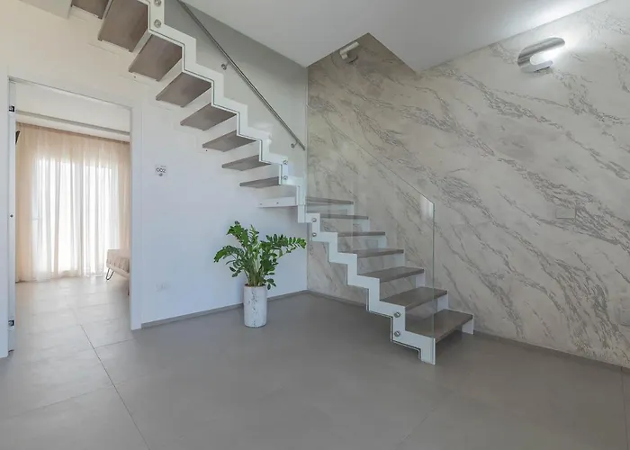 Horizon Rooms&home בית הארחה 3*